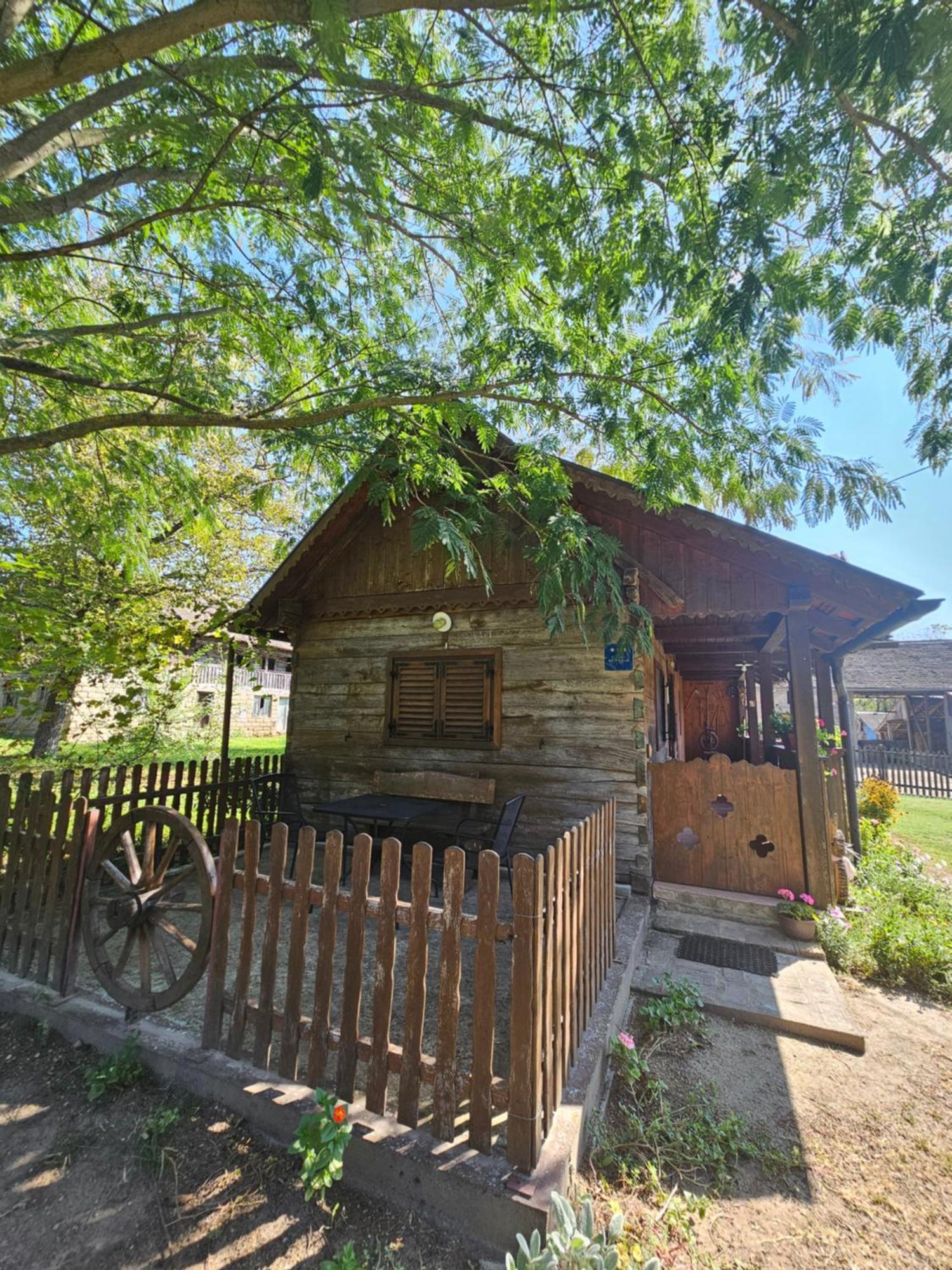 Apartments Kuvarna Čigoč Buitenkant foto